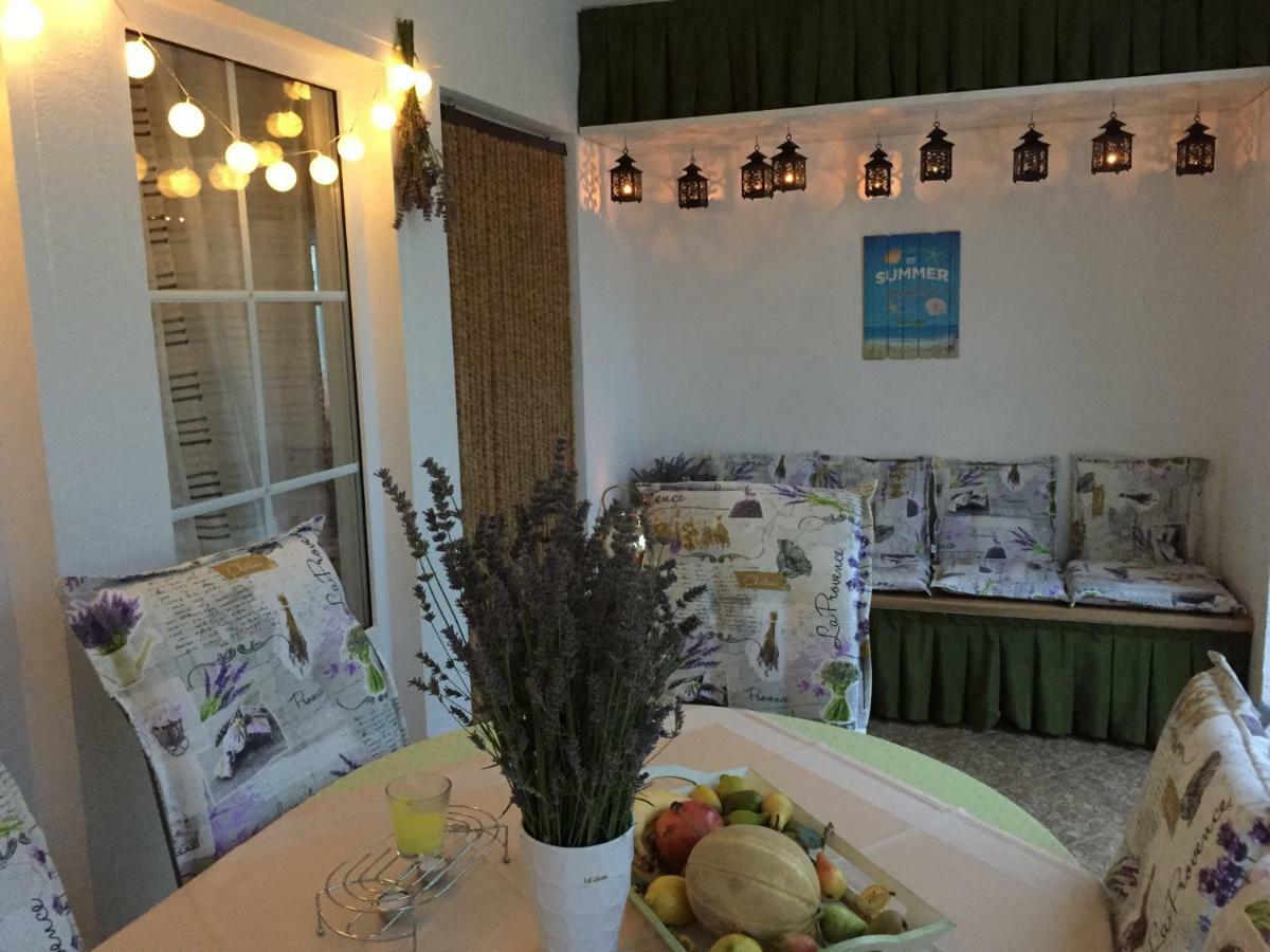 Apartment Vila Lina Vir Luaran gambar